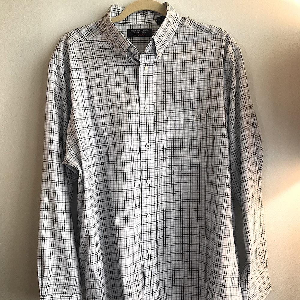 Mens Roundtree and Yorke shirt